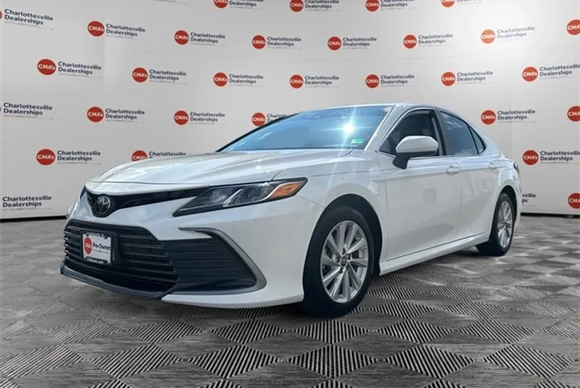 2023 Toyota Camry XSE V6 photo 1