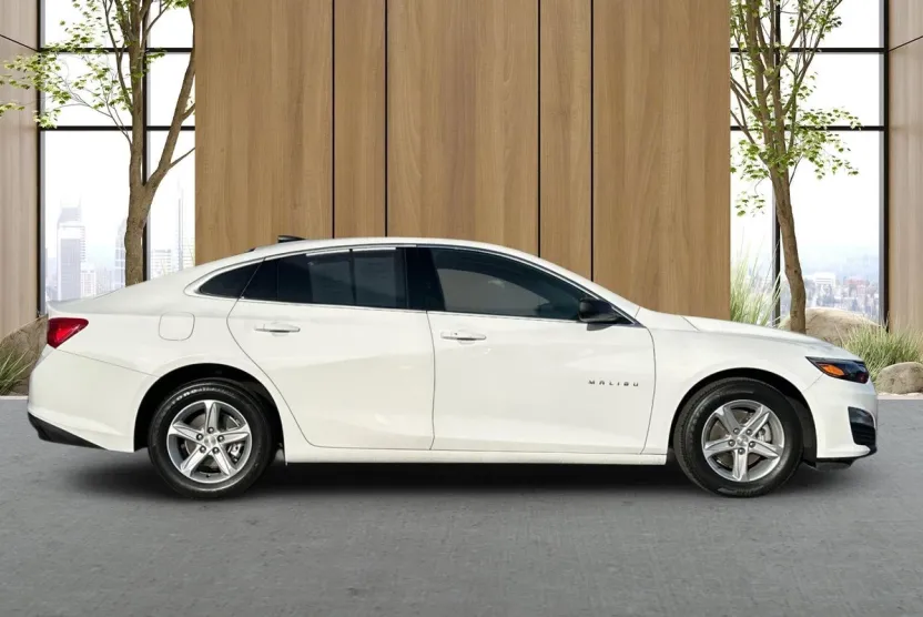 2024 Chevrolet Malibu LS photo 1
