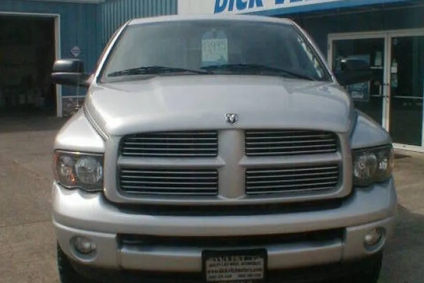 2003 Dodge Ram Laramie photo 1