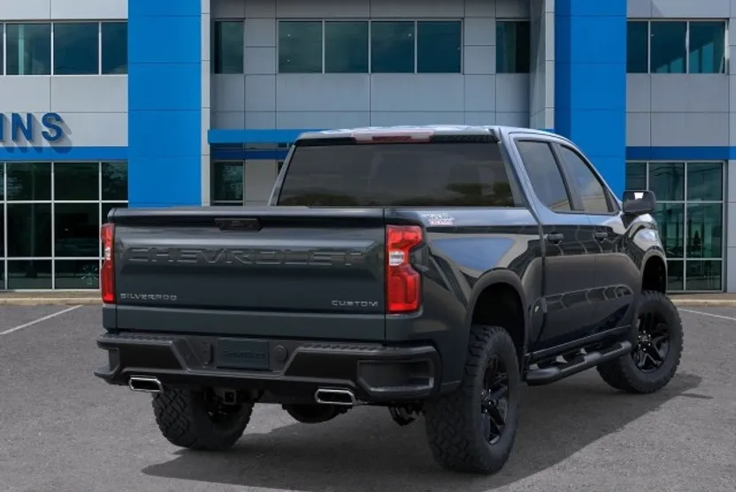 2026 Chevrolet Silverado 1500 Custom Trail Boss photo 1