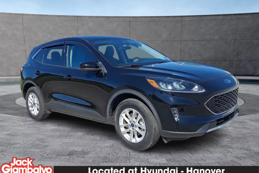 2020 Ford Escape SE Sport photo 1