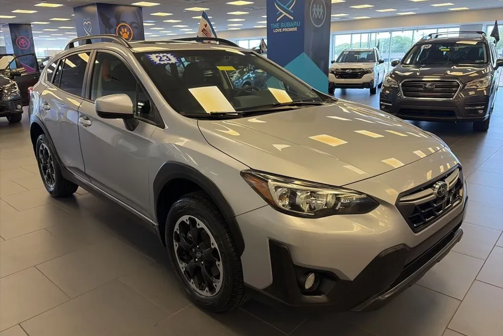 2023 Subaru Crosstrek Premium photo 1