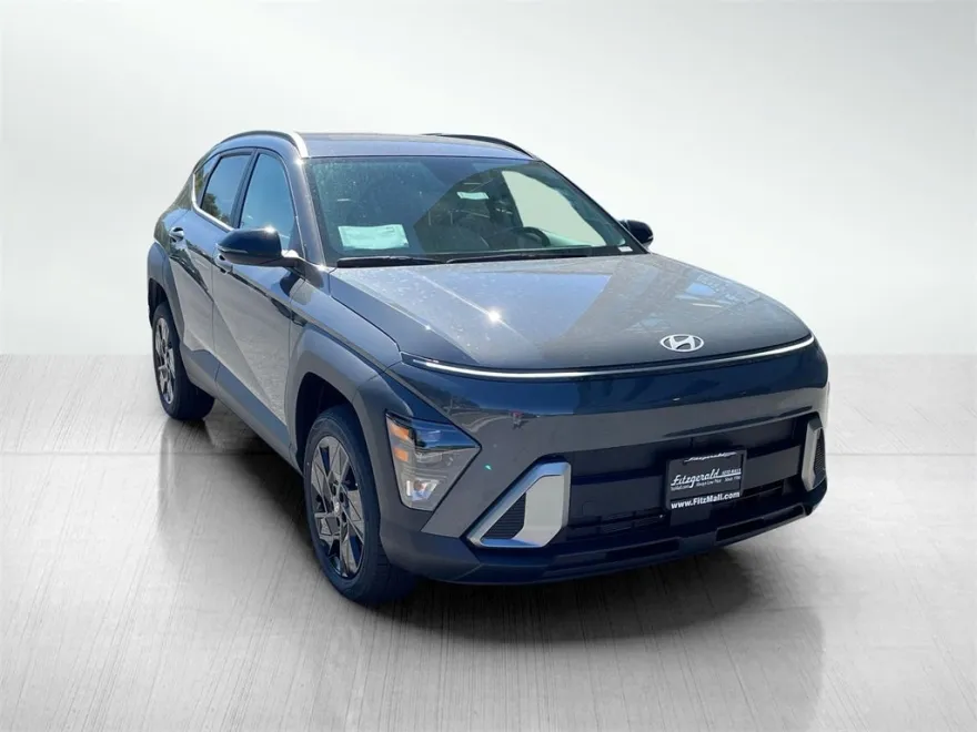 2026 Hyundai Kona SEL photo 1