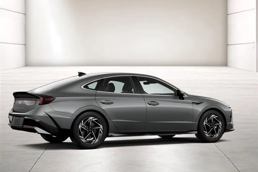 2024 Hyundai Sonata SEL photo 1