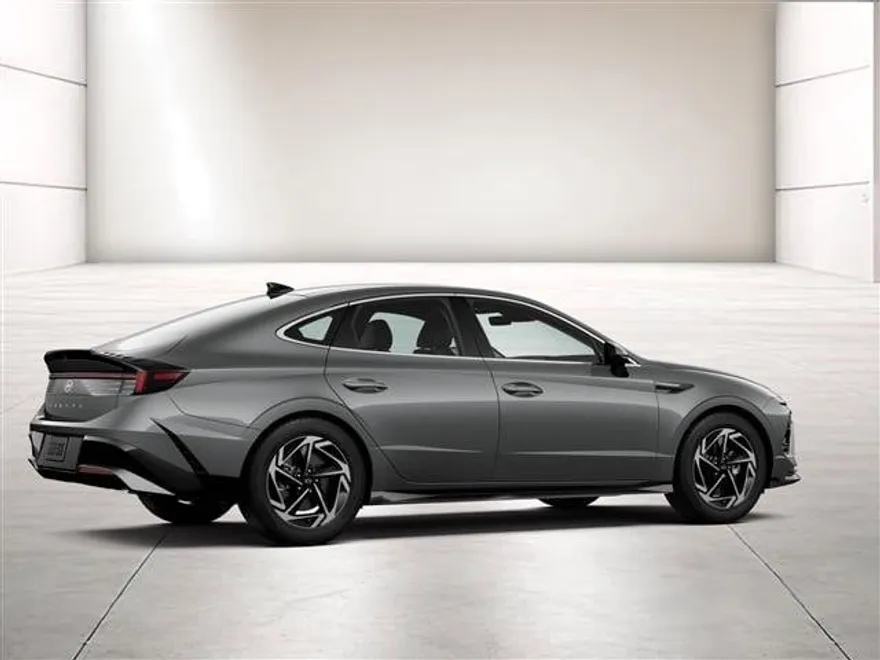 2024 Hyundai Sonata SEL photo 1