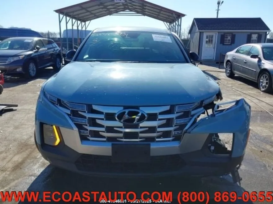 2024 Hyundai Santa Cruz SE photo 1