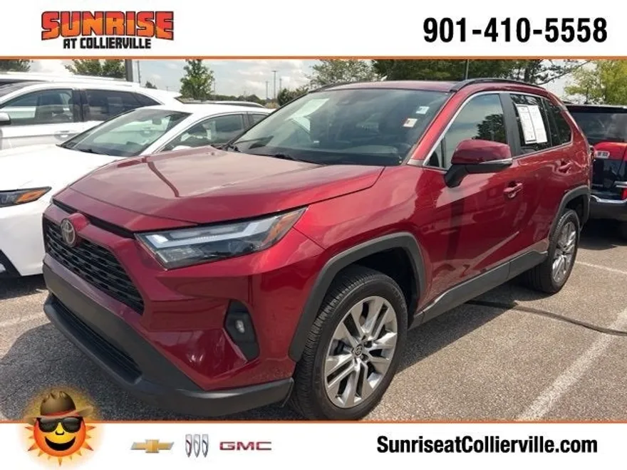2022 Toyota RAV4 XLE Premium photo 1