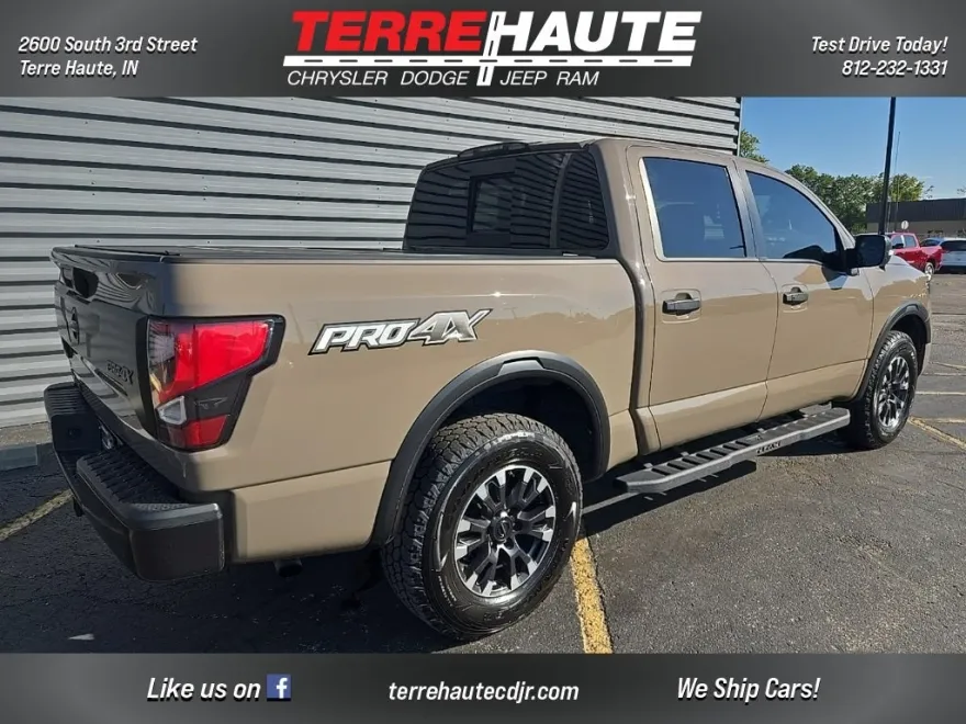 2021 Nissan Titan PRO-4X photo 1
