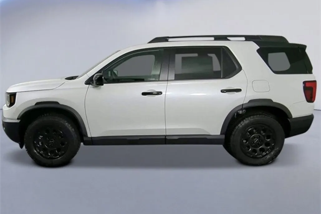 2026 Honda Passport TrailSport photo 1