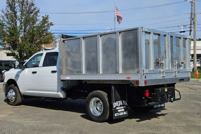 2024 Ram 3500 Tradesman photo 1