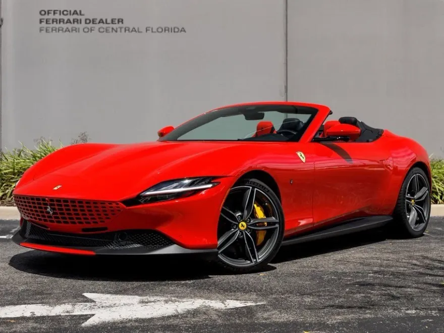 2025 Ferrari Roma Spider photo 1