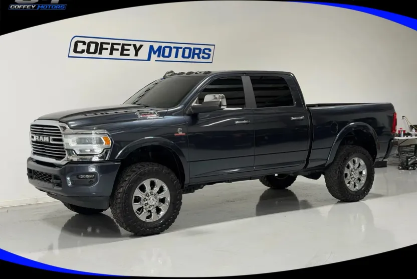 2022 Ram 2500 Laramie photo 1
