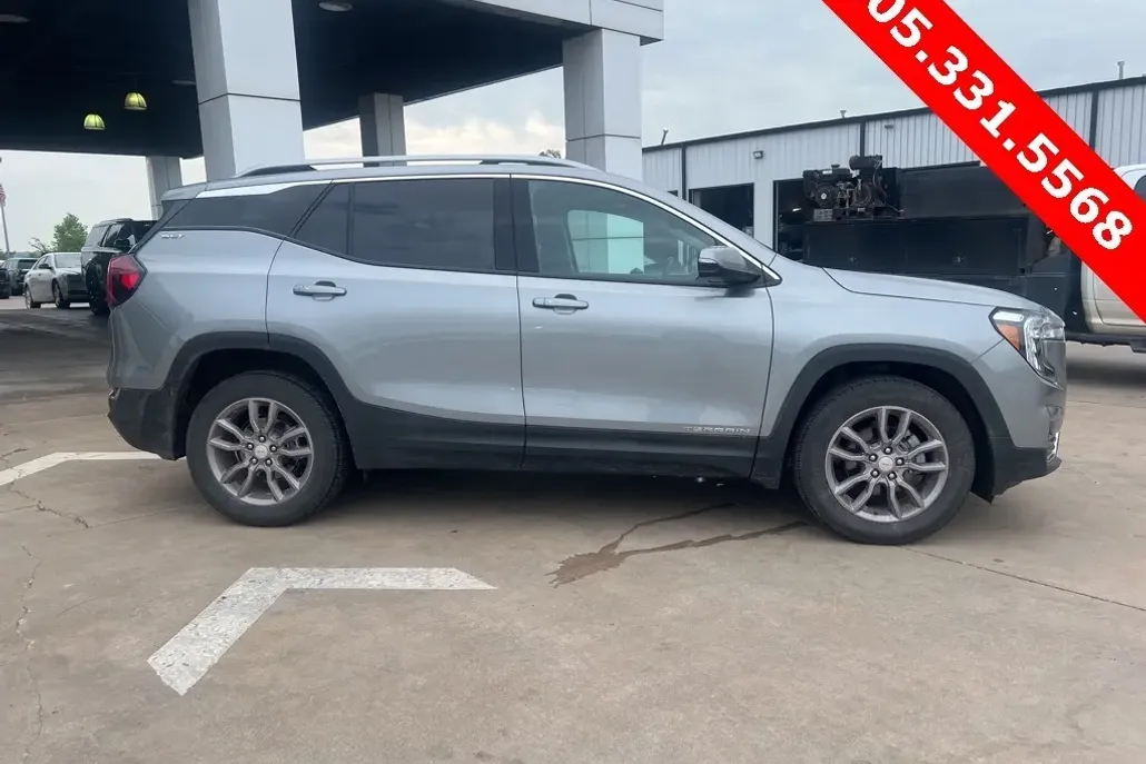 2023 Gmc Terrain SLT photo 1