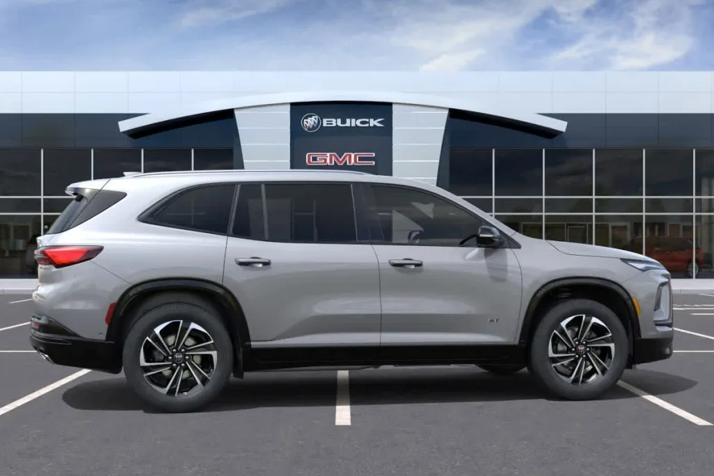 2026 Buick Enclave Sport Touring photo 1