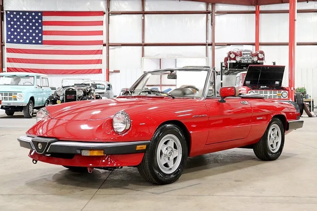 1986 Alfa Romeo Spider VELOCE photo 1