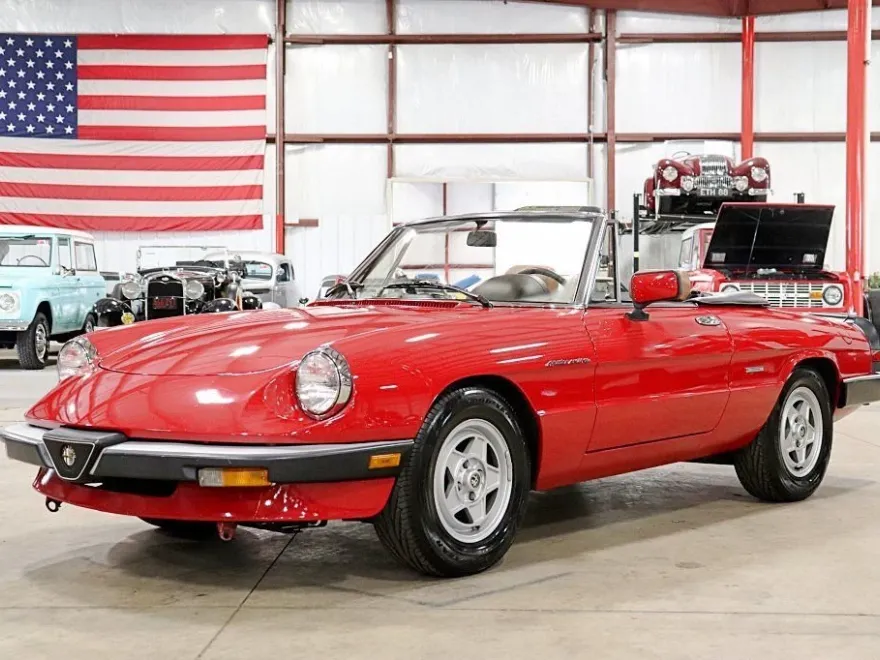 1986 Alfa Romeo Spider VELOCE photo 1