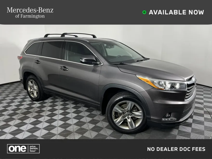 2016 Toyota Highlander Base Hybrid photo 1