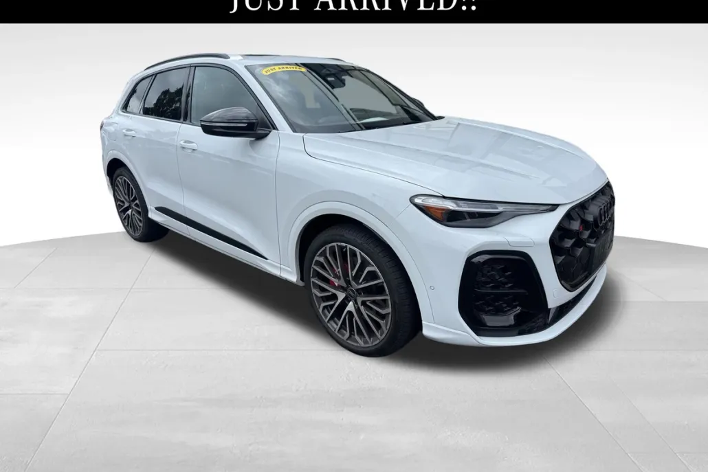 2025 Audi SQ5 Premium Plus photo 1