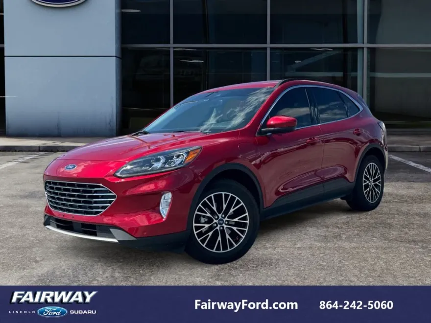 2022 Ford Escape Titanium photo 1