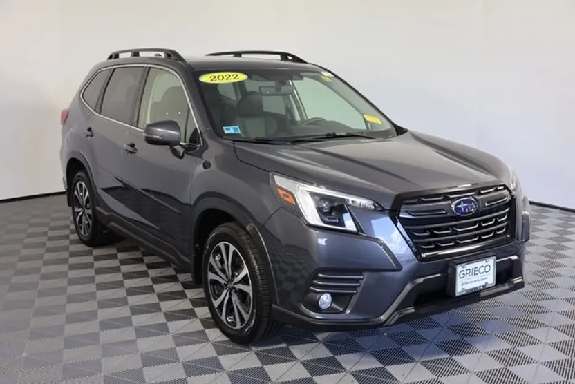 2022 Subaru Forester Limited photo 1