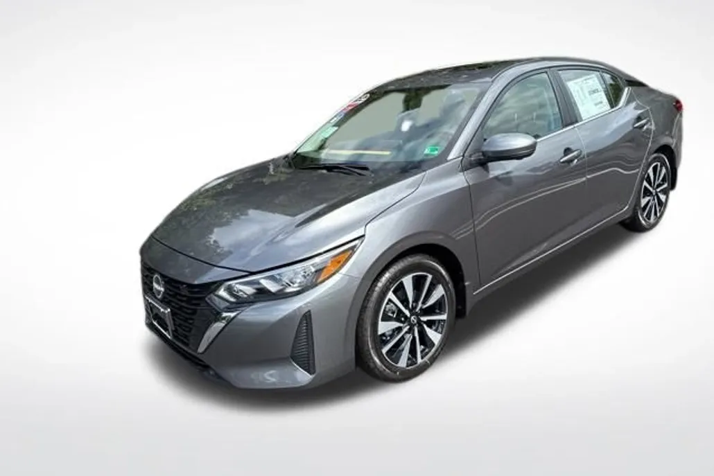 2025 Nissan Sentra SV photo 1