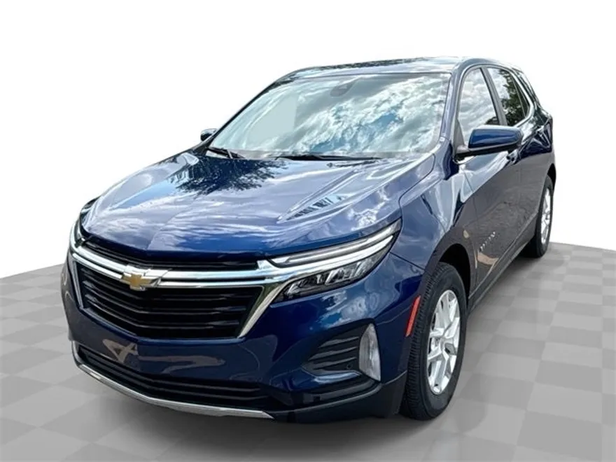 2022 Chevrolet Equinox LT photo 1