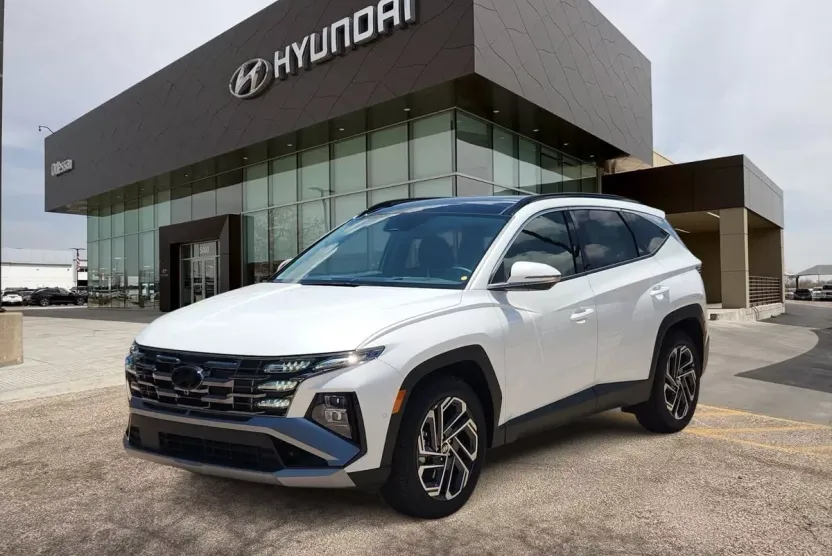 2025 Hyundai Tucson Limited photo 1
