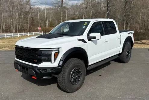 2024 Ford F-150 Raptor photo 2