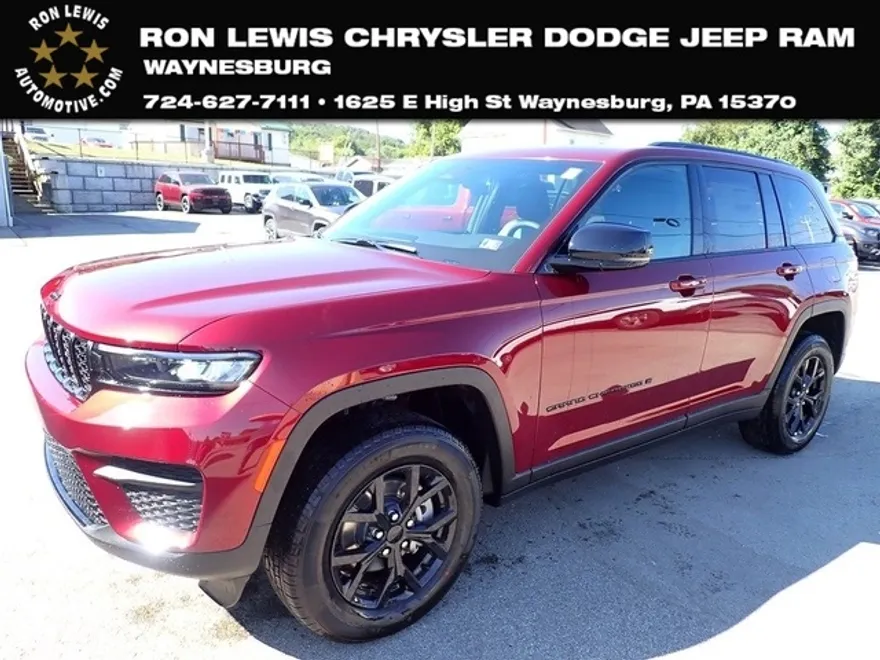 2025 Jeep Grand Cherokee Altitude photo 1