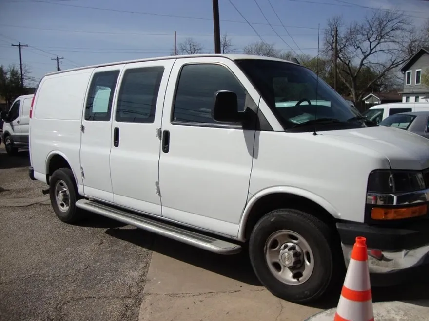 2023 Chevrolet Express Cargo Van 2500 photo 1