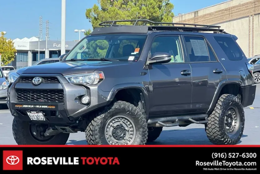 2019 Toyota 4Runner SR5 Premium photo 1