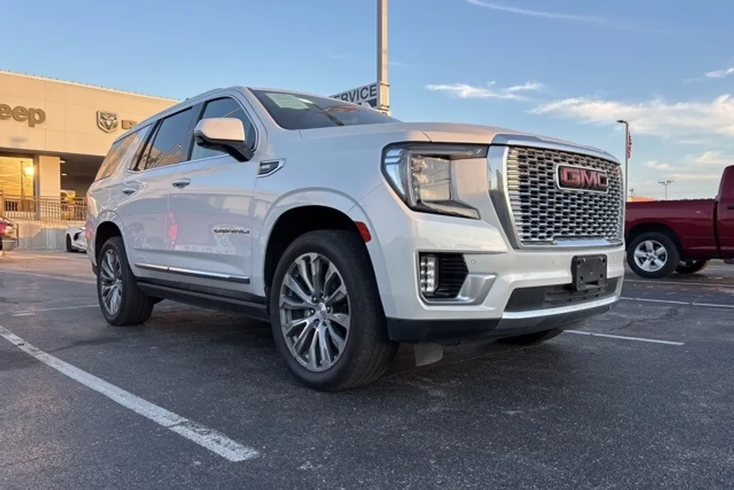 2022 Gmc Yukon Denali photo 1