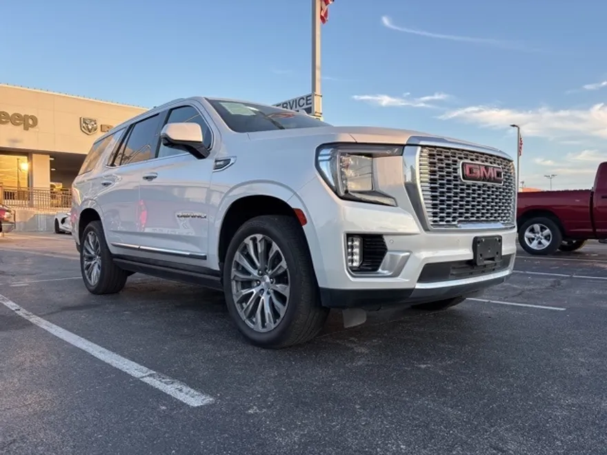 2022 Gmc Yukon Denali photo 1