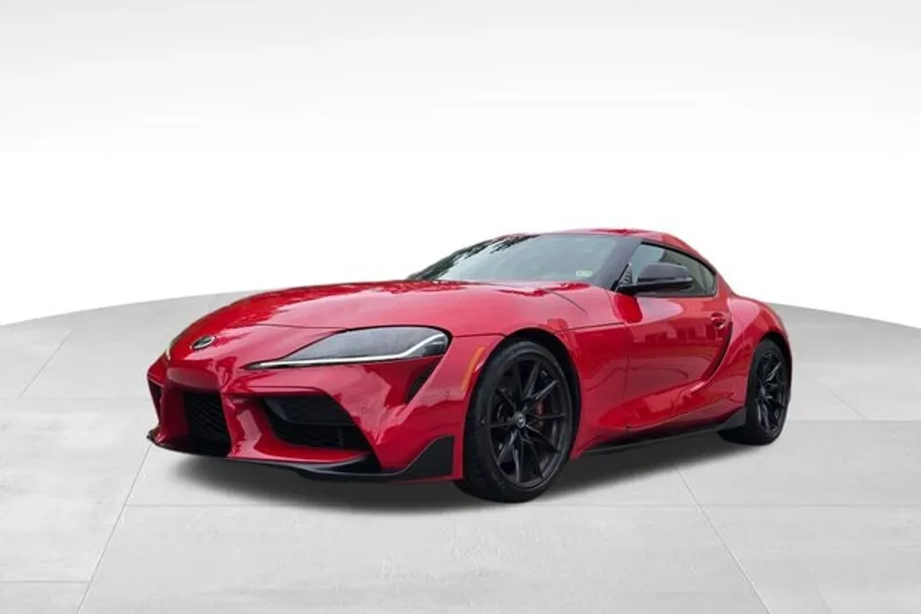 2024 Toyota Supra 3.0 photo 1
