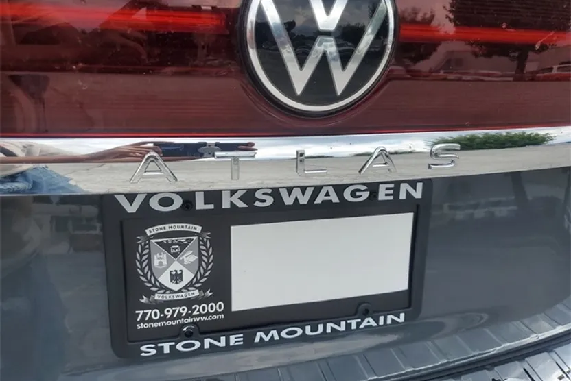 2026 Volkswagen Atlas SEL Premium R-Line photo 1