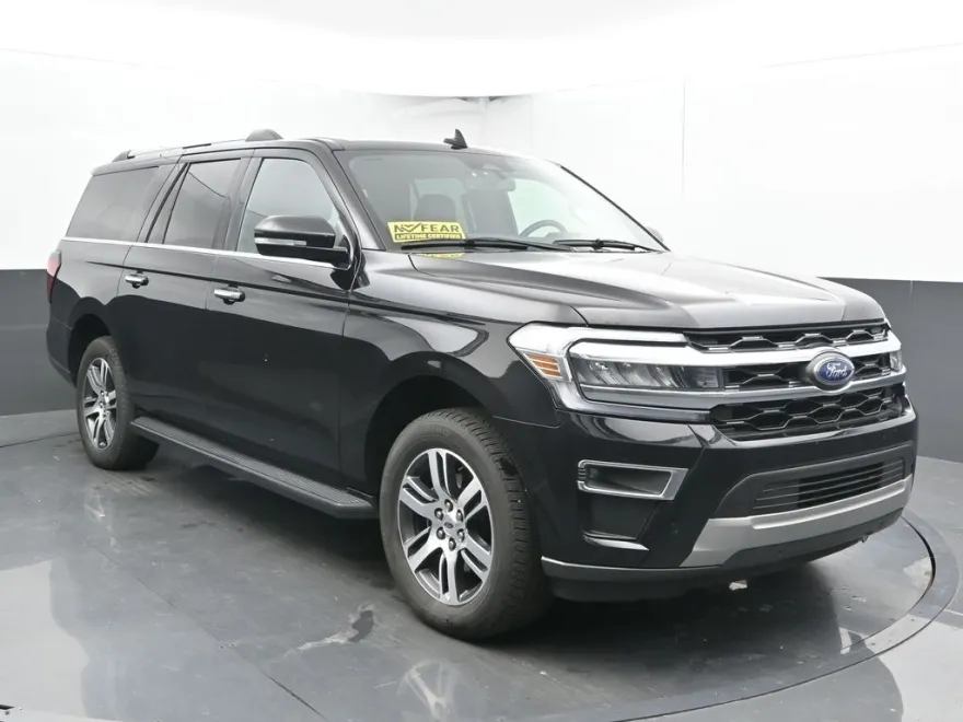 2024 Ford Expedition MAX Limited photo 1