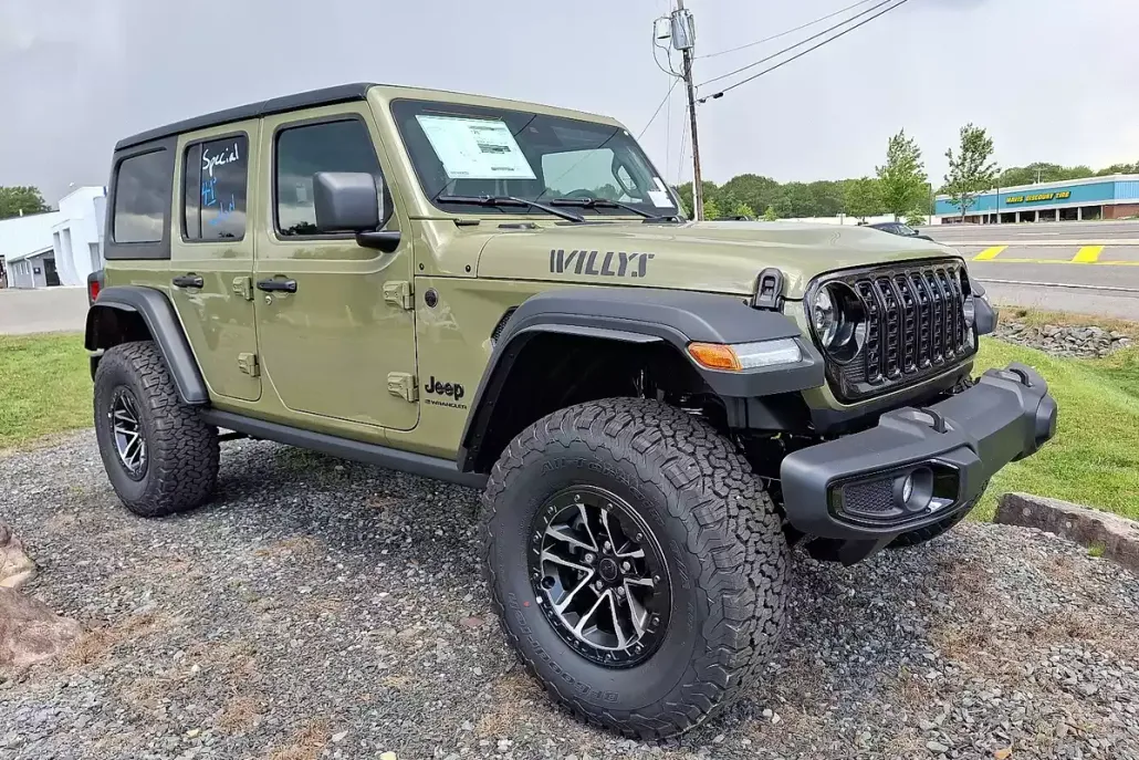 2025 Jeep Wrangler Willys photo 1