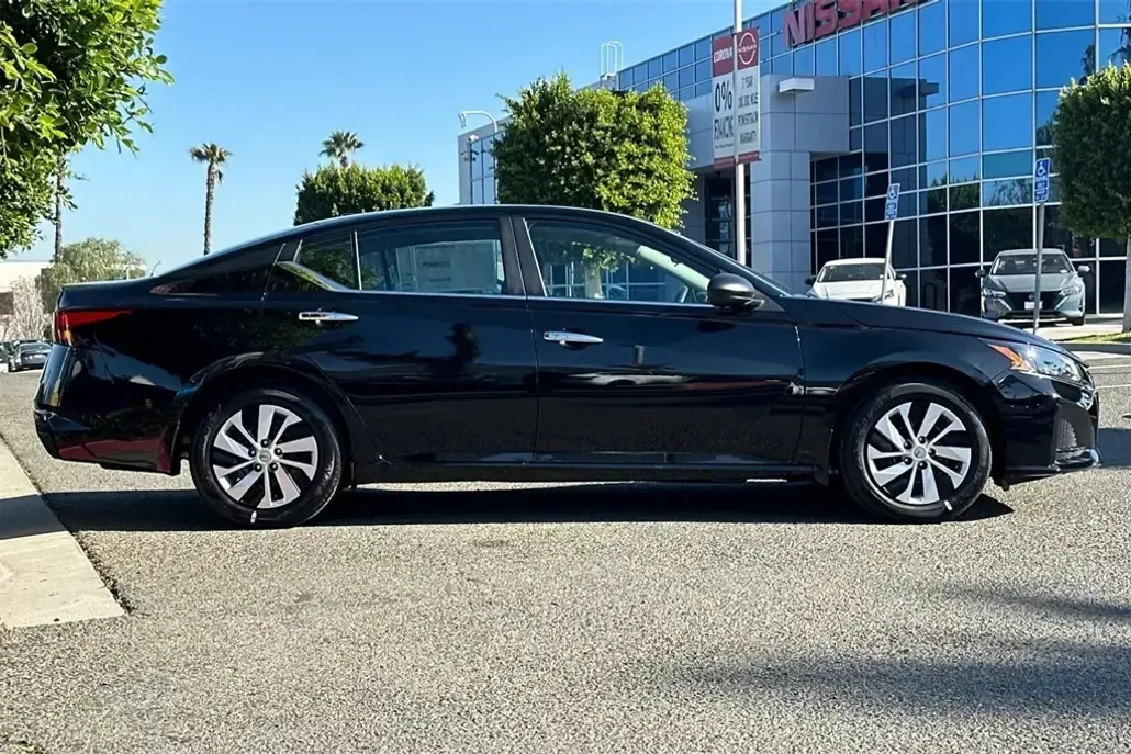 2025 Nissan Altima 2.5 S photo 1