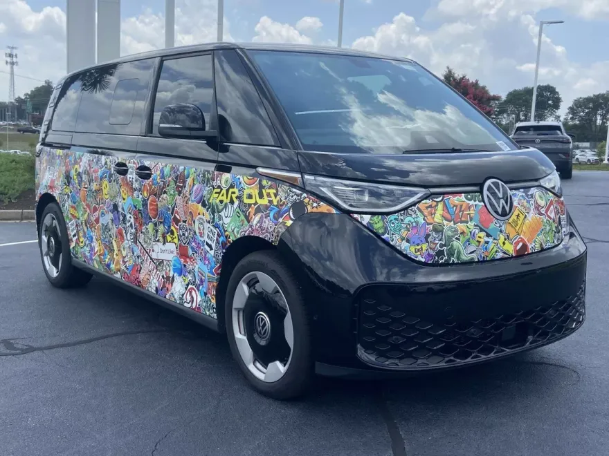 2025 Volkswagen ID. Buzz Pro S photo 1