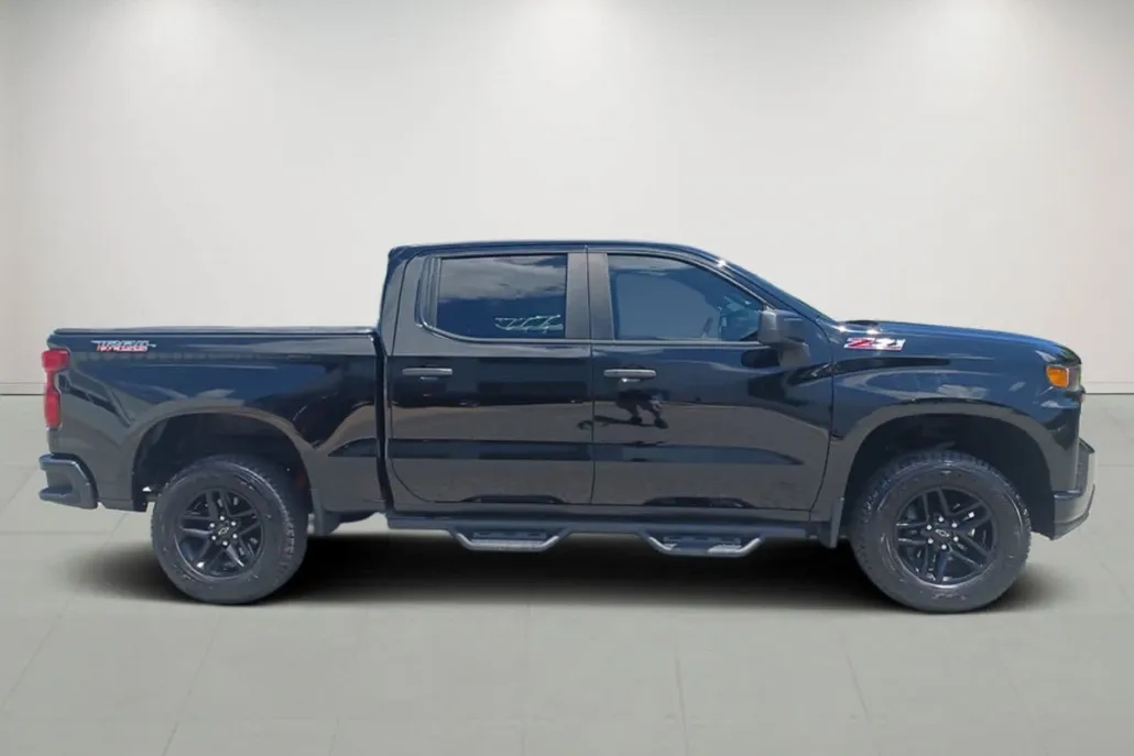 2020 Chevrolet Silverado 1500 Custom Trail Boss photo 1