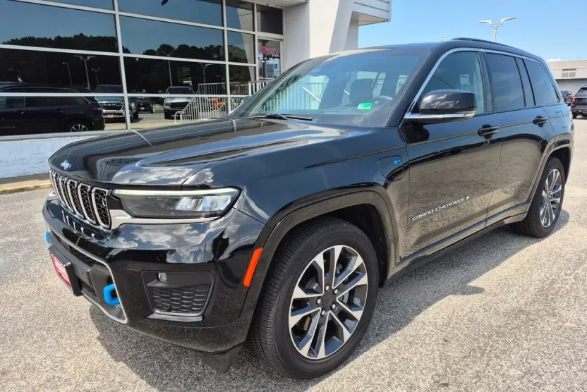 2024 Jeep Grand Cherokee Overland 4xe photo 1