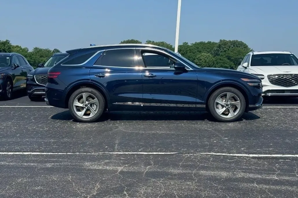 2026 Genesis GV70 2.5T Advanced photo 1