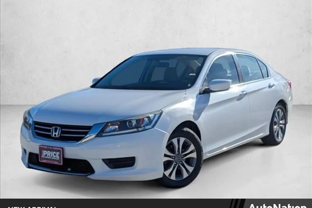 2015 Honda Accord LX photo 1