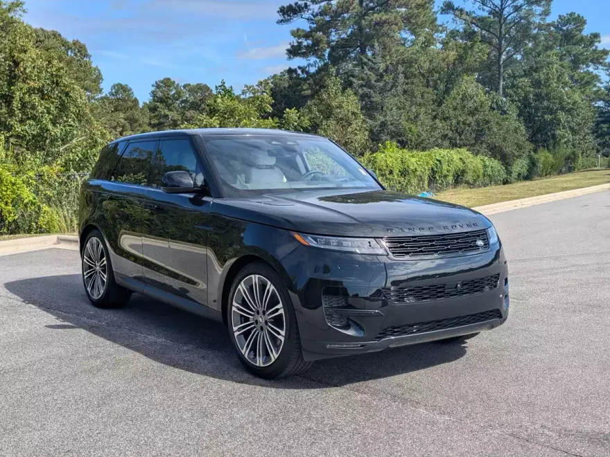 2025 Land Rover Range Rover Sport SE photo 1