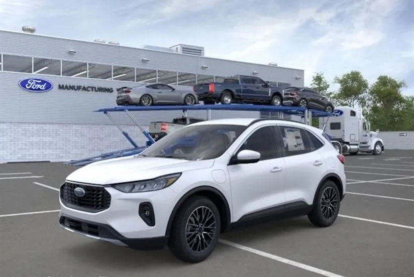 2026 Ford Escape Plug-In Hybrid photo 1