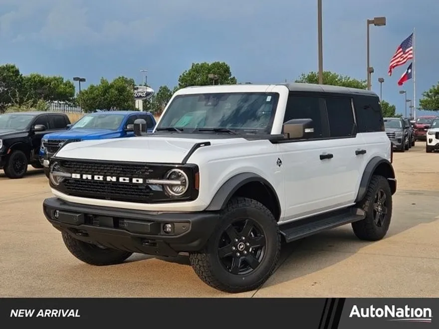 2025 Ford Bronco Outer Banks photo 1