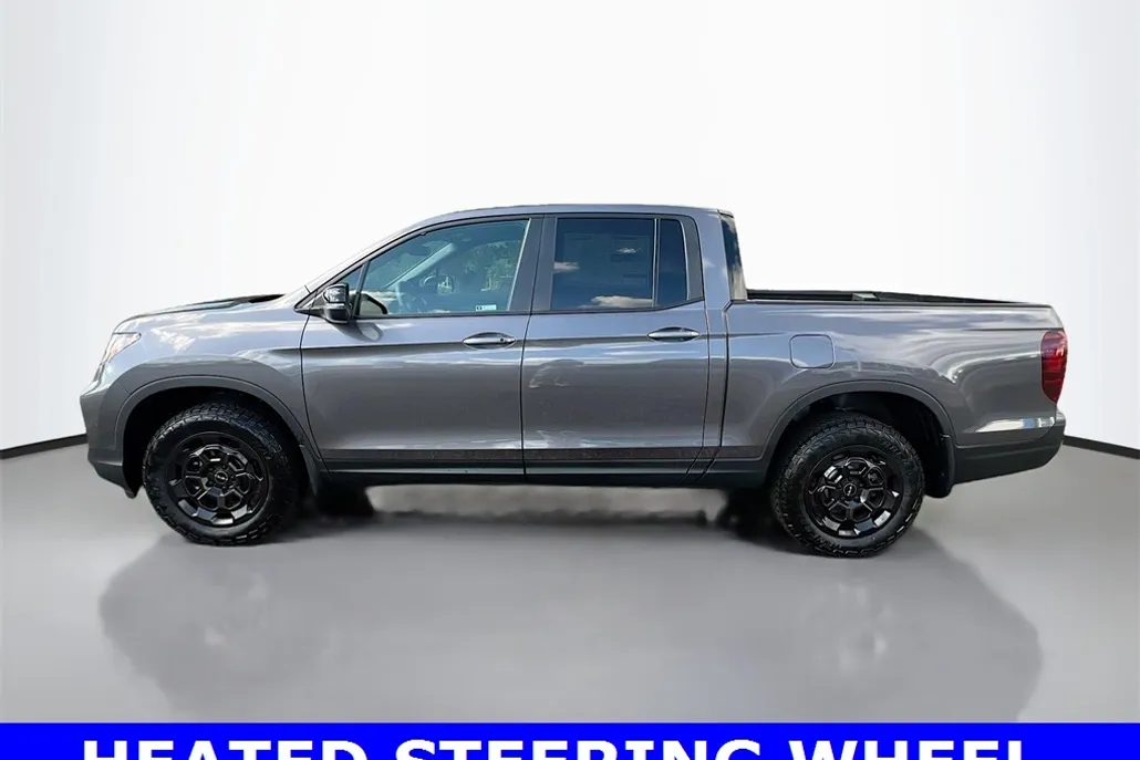 2025 Honda Ridgeline TrailSport photo 1