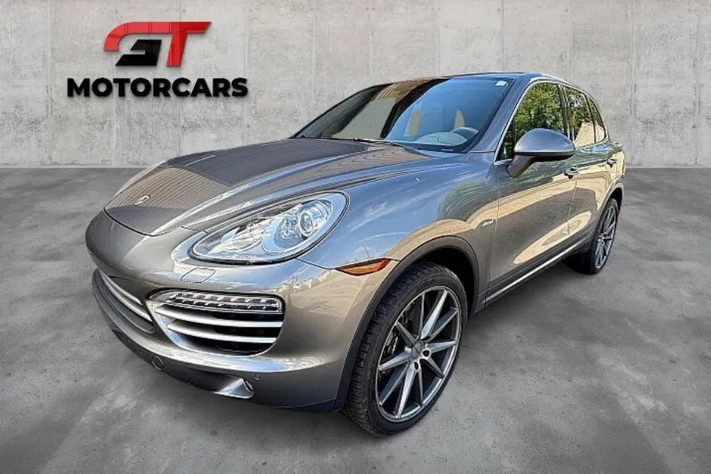 2014 Porsche Cayenne photo 1