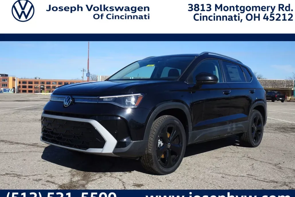 2025 Volkswagen Taos SEL photo 1
