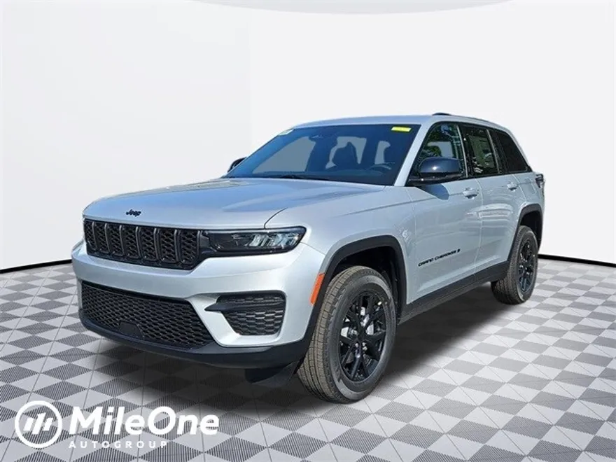 2025 Jeep Grand Cherokee Laredo photo 1
